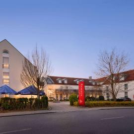Ramada by Wyndham München Airport，位于奥伯丁的酒店