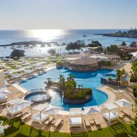 Capo Bay Hotel，位于普罗塔拉斯的酒店