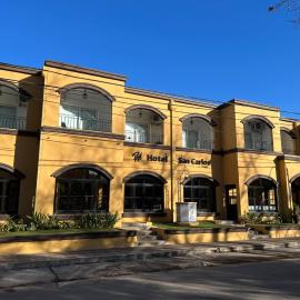 Hotel San Carlos,位于圣安东尼奥德阿雷科的酒店