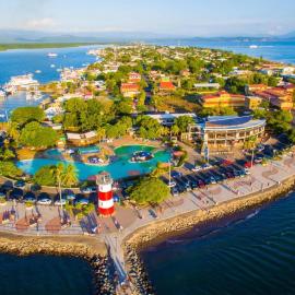 Relax at Pier Sands Casita#1 - Close to the Beach!，位于蓬塔雷纳斯的酒店