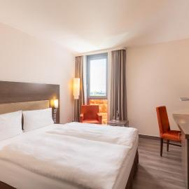 IntercityHotel Berlin Airport Area North，位于舍讷费尔德的酒店