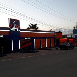 Apice Motel Itu (adults only)，位于伊图的酒店