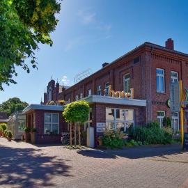 Hotel Im Schützenhof, Jever，位于耶弗尔的酒店