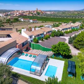 Dynamic Els Ports Resort，位于阿尔内斯的酒店