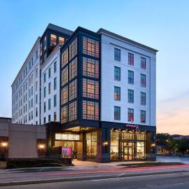 Moxy Charleston Downtown