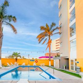 City Express by Marriott Ciudad del Carmen，位于卡门城的酒店