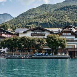 Hotel Weisser Hirsch,位于圣沃尔夫冈的酒店