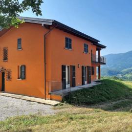 Oasi di pace nella Val di Taro，位于Compiano的酒店