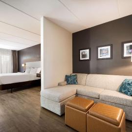 Comfort Suites Northlake，位于夏洛特的酒店
