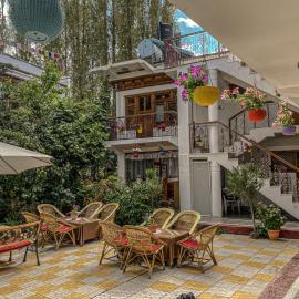 Hotel shaynam，位于列城的酒店