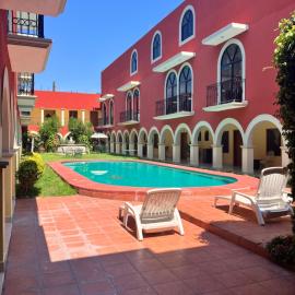 HOTEL TIBERIADES，位于Yuriria的酒店