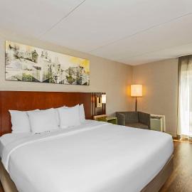 Comfort Inn Cambridge - Highway 401，位于坎布里奇的酒店