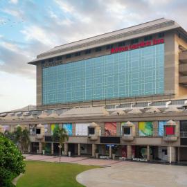 Hilton Garden Inn New Delhi/Saket，位于新德里的酒店