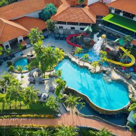 DoubleTree by Hilton Damai Laut，位于卢穆特的酒店