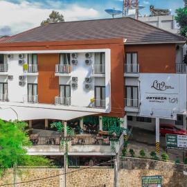 LN9 Bandung Guest House，位于万隆的酒店