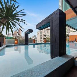 Golden Tulip Mandison Suites，位于曼谷的酒店