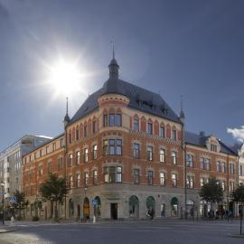 Hotell Hjalmar，位于厄勒布鲁的酒店