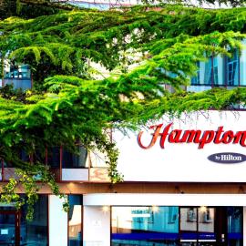 Hampton by Hilton Warsaw City Centre，位于华沙的酒店