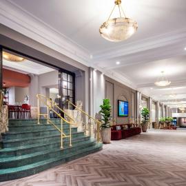 DoubleTree By Hilton Brussels City,位于布鲁塞尔的酒店