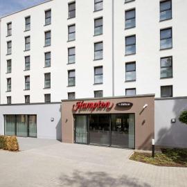 Hampton By Hilton Kaiserslautern，位于凯撒斯劳滕的酒店