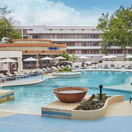 Hilton Trinidad & Conference Centre,位于西班牙港的酒店