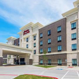 Hampton Inn & Suites-Dallas/Richardson，位于理查森的酒店