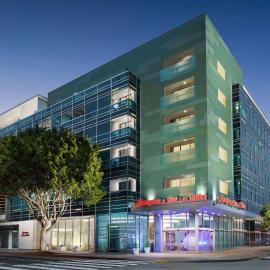 Hampton Inn & Suites Santa Monica，位于洛杉矶的酒店