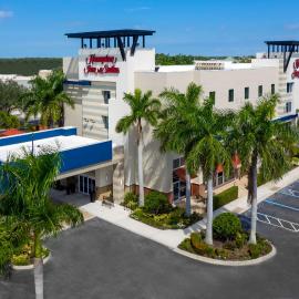 Hampton Inn and Suites Sarasota/Lakewood Ranch，位于萨拉索塔的酒店