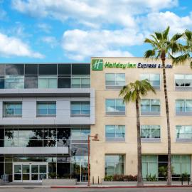Holiday Inn Express & Suites - Glendale Downtown，位于格伦代尔的酒店