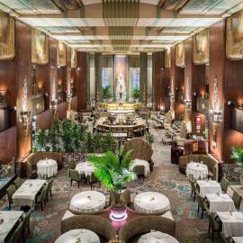 Hilton Cincinnati Netherland Plaza，位于辛辛那提的酒店