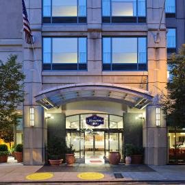 Hampton Inn Philadelphia Center City-Convention Center，位于费城的酒店