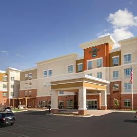 Homewood Suites By Hilton Kansas City Speedway，位于堪萨斯城的酒店
