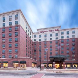 Hampton Inn & Suites Oklahoma City-Bricktown，位于俄克拉何马城的酒店