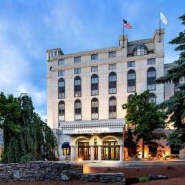 DoubleTree by Hilton Nashua，位于纳舒厄的酒店