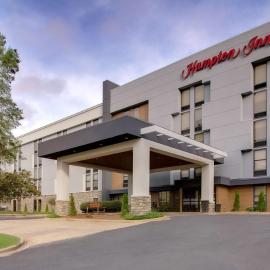 Hampton Inn Birmingham-Colonnade 280，位于伯明翰的酒店