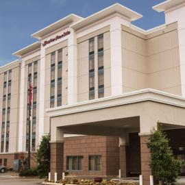 Hampton Inn & Suites Nashville-Airport