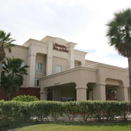 Hampton Inn and Suites-Brownsville，位于布朗斯维尔的酒店