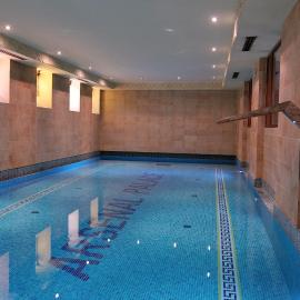Hotel Diament Arsenal Palace Katowice - Chorzów，位于霍茹夫的酒店