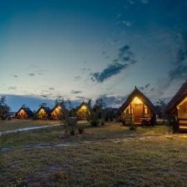 Dolphin Camping，位于圣格奥尔基的酒店