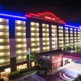 Hampton Inn Cocoa Beach，位于可可比奇的酒店