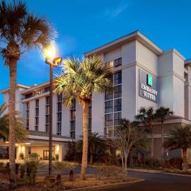 Embassy Suites by Hilton Jacksonville Baymeadows，位于杰克逊维尔的酒店