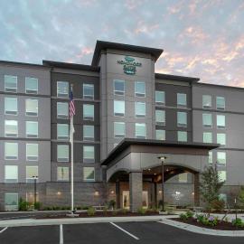 Homewood Suites By Hilton Lansing Eastwood，位于兰辛的酒店