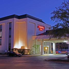 Hampton Inn Norfolk/Chesapeake - Greenbrier Area，位于切萨皮克的酒店