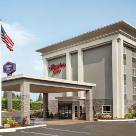 Hampton Inn - Portland/Clackamas，位于克拉克马斯的酒店