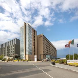 Clayton Hotel Dublin Airport，位于柯罗格伦的酒店