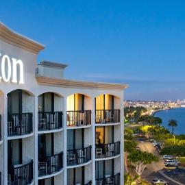 Hilton San Diego Airport/Harbor Island，位于圣地亚哥的酒店