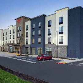 Hampton Inn Patterson, Ca，位于Patterson的酒店