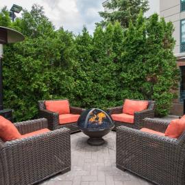 Hilton Garden Inn Fishkill，位于菲什基尔的酒店