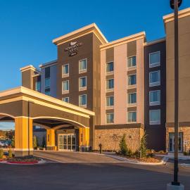 Homewood Suites By Hilton Tulsa Catoosa，位于卡图萨的酒店