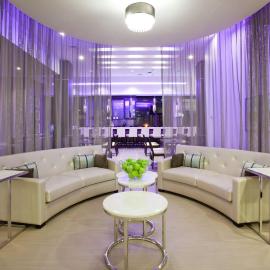 The Hollis Halifax - a DoubleTree Suites by Hilton，位于哈利法克斯的酒店